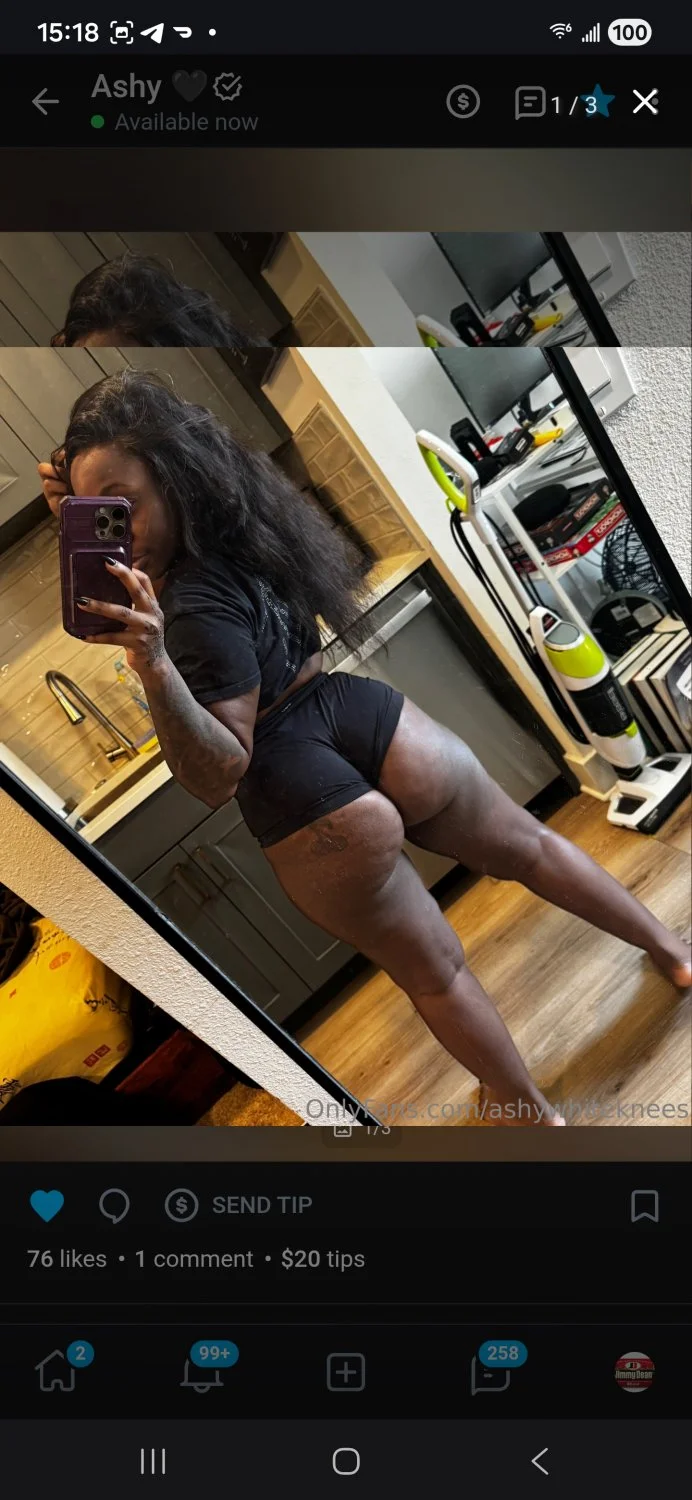 AshyWhiteKnees image 35