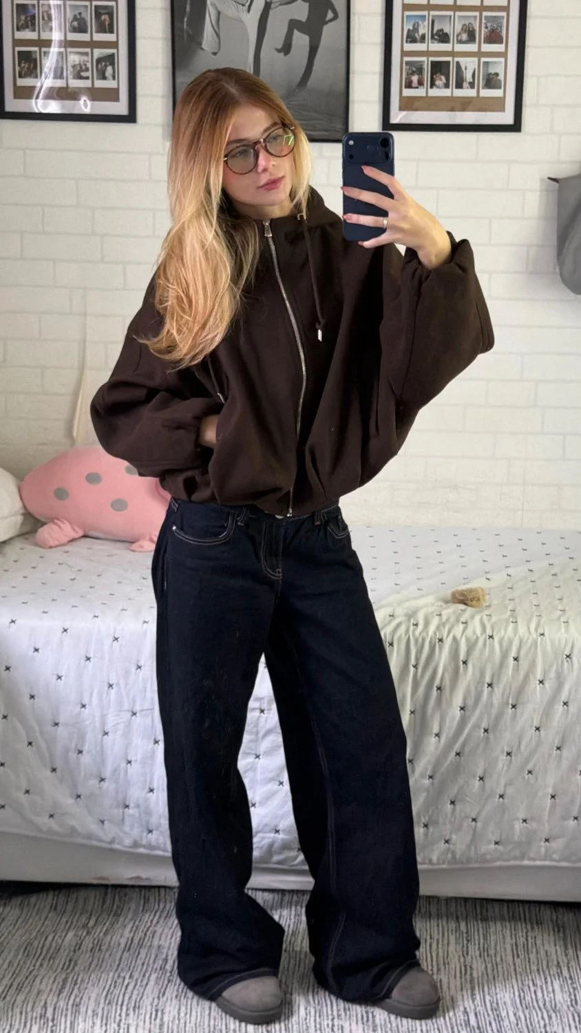 Lana a belezinha loira , selfies lindos...Lana Negrini novinha gostosa !!! image 4