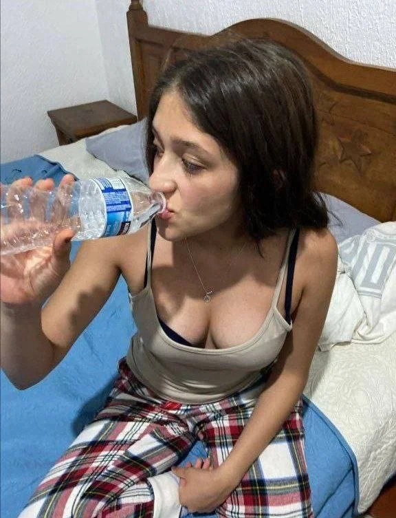 Hermosa pendeja super quemada image 8