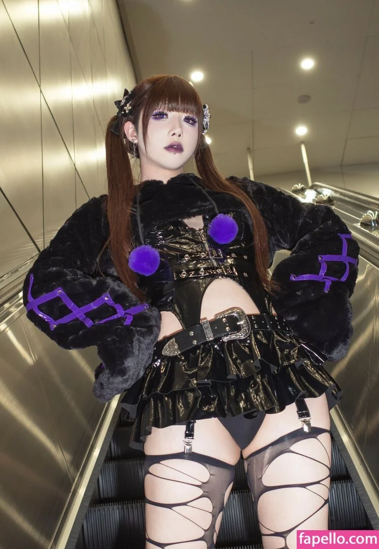 Lewd Cosplay Tgirl! Outstanding! 😇🙏 image 23