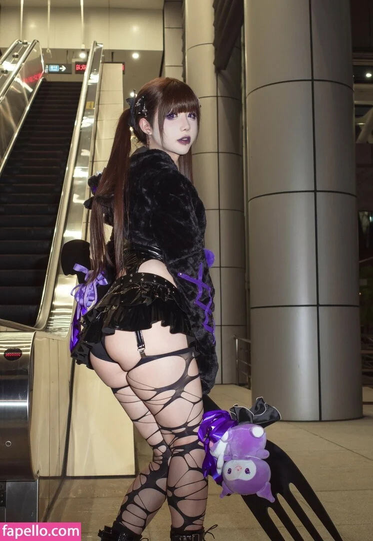 Lewd Cosplay Tgirl! Outstanding! 😇🙏 image 29