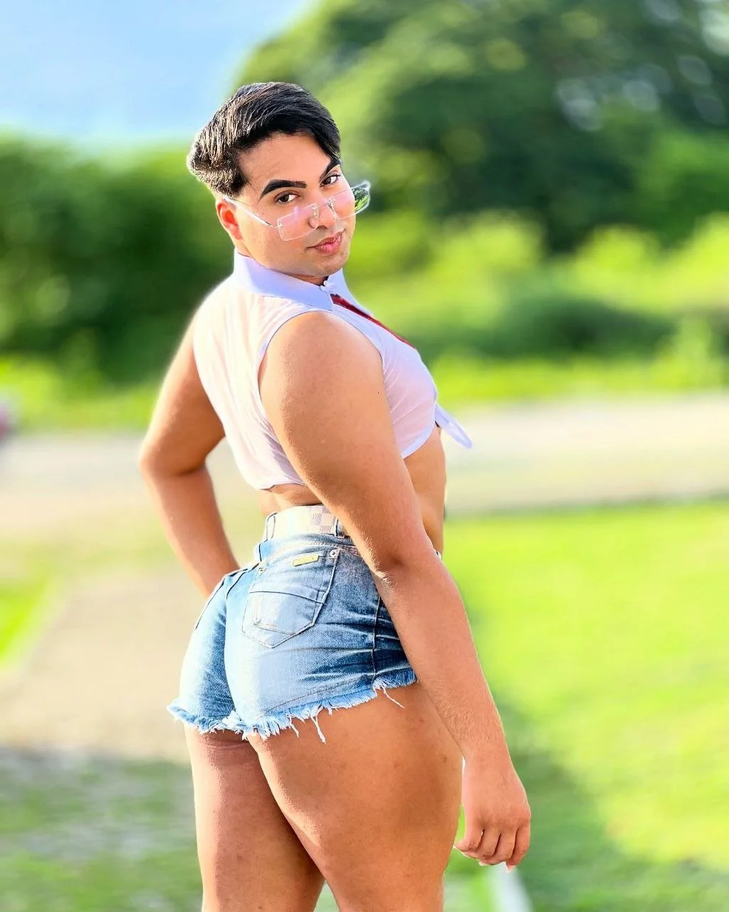 Gay rabudo mayko image 2