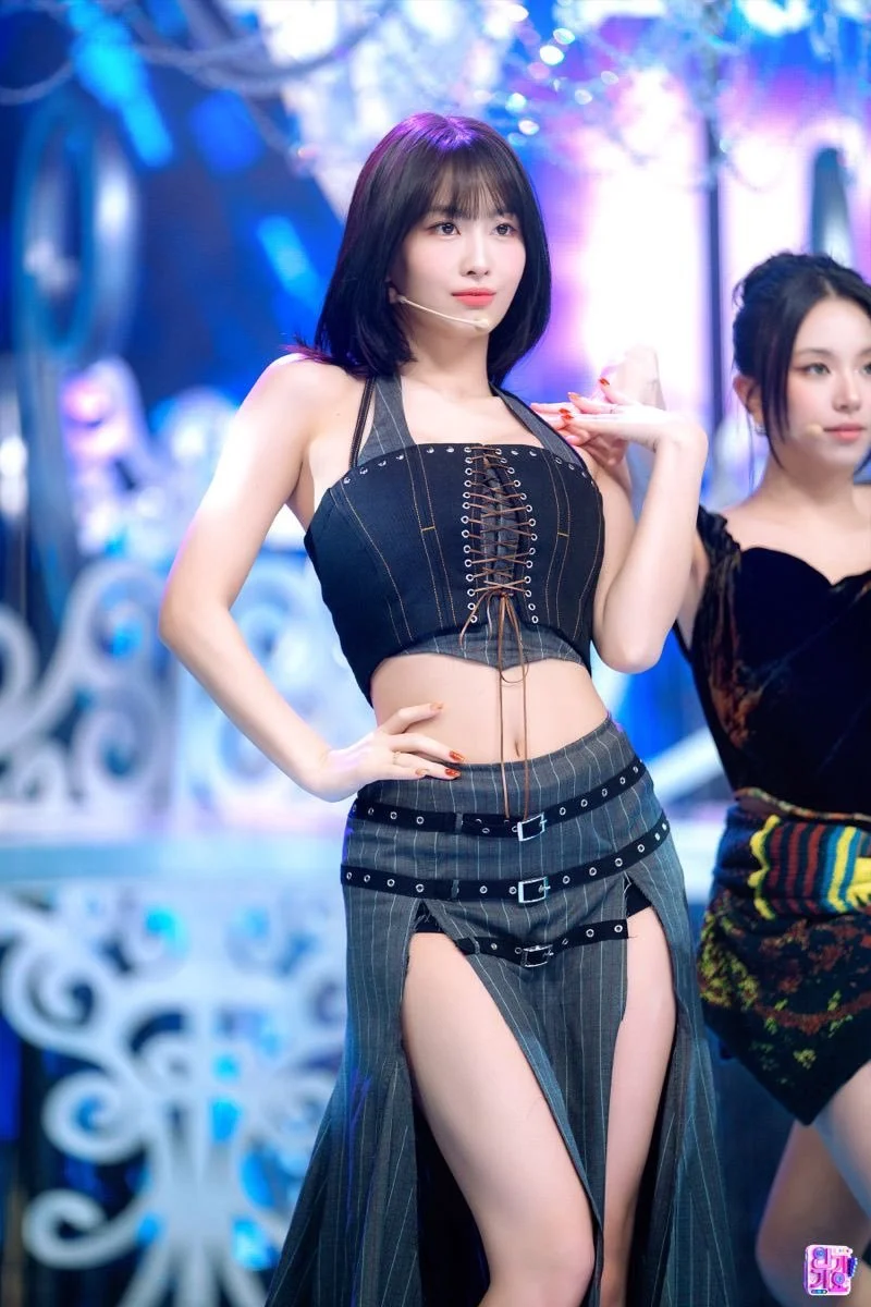 Momo (Twice) Pictures 2 📷 image 15