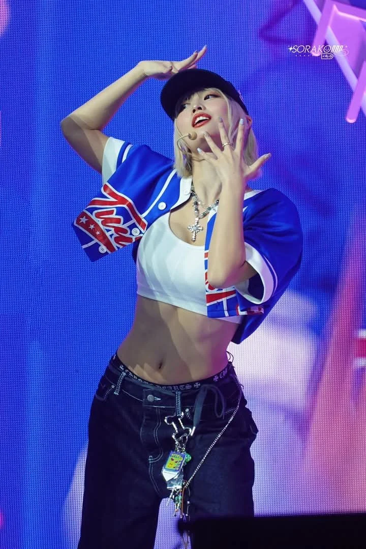 Momo (Twice) Pictures 2 📷 image 36