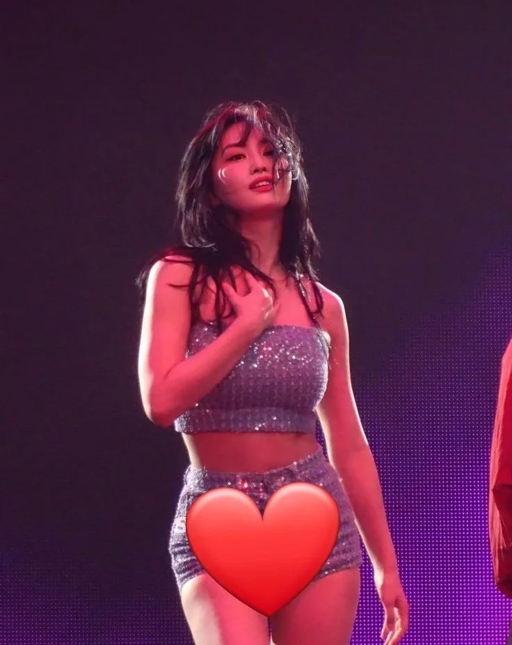 Momo (Twice) Pictures 2 📷 image 39