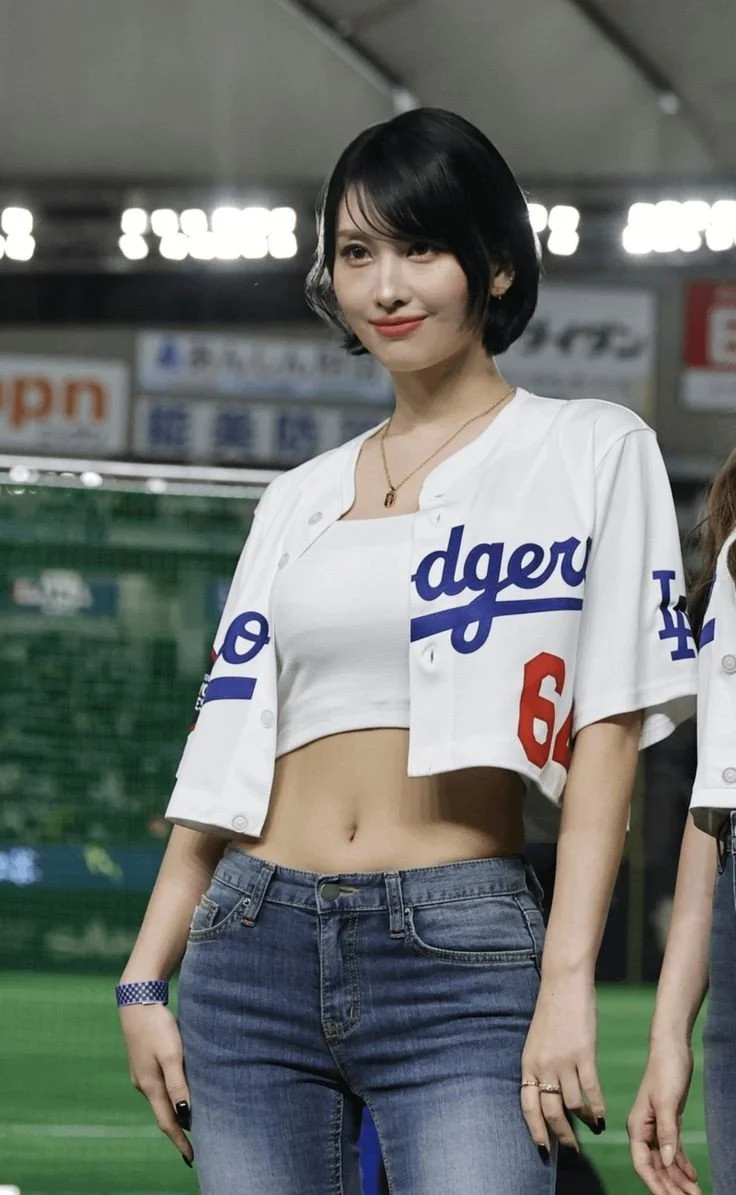 Momo (Twice) Pictures 2 📷 image 41