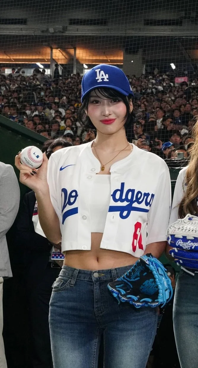 Momo (Twice) Pictures 2 📷 image 47