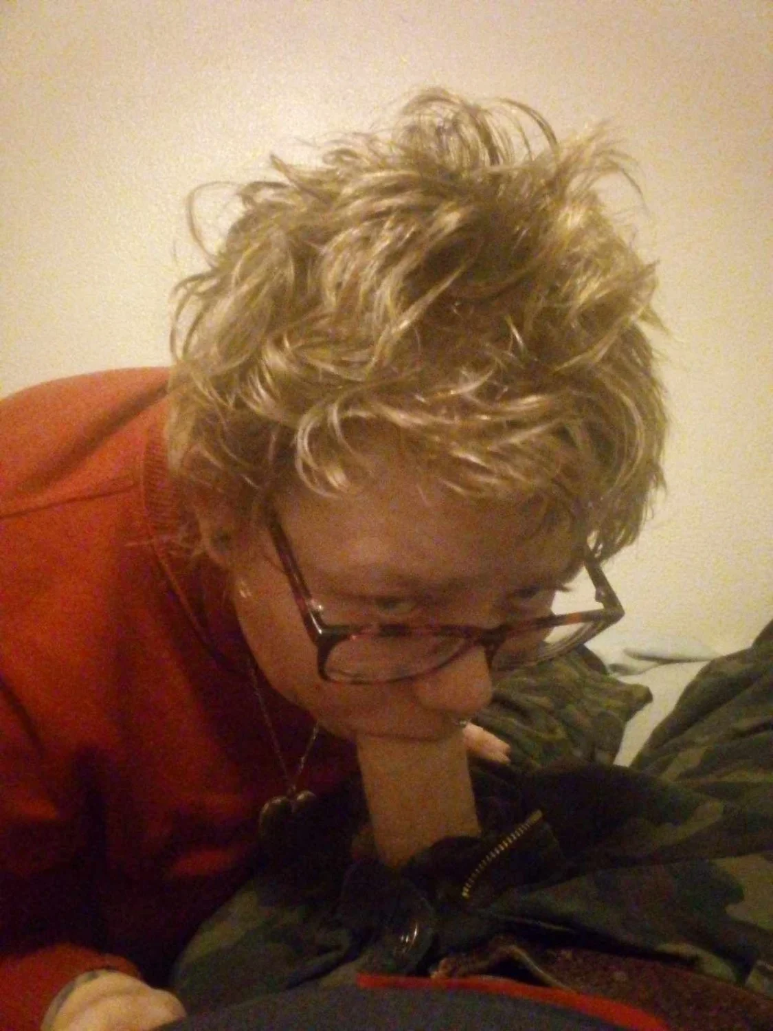 Piggy Slut Liz image 4