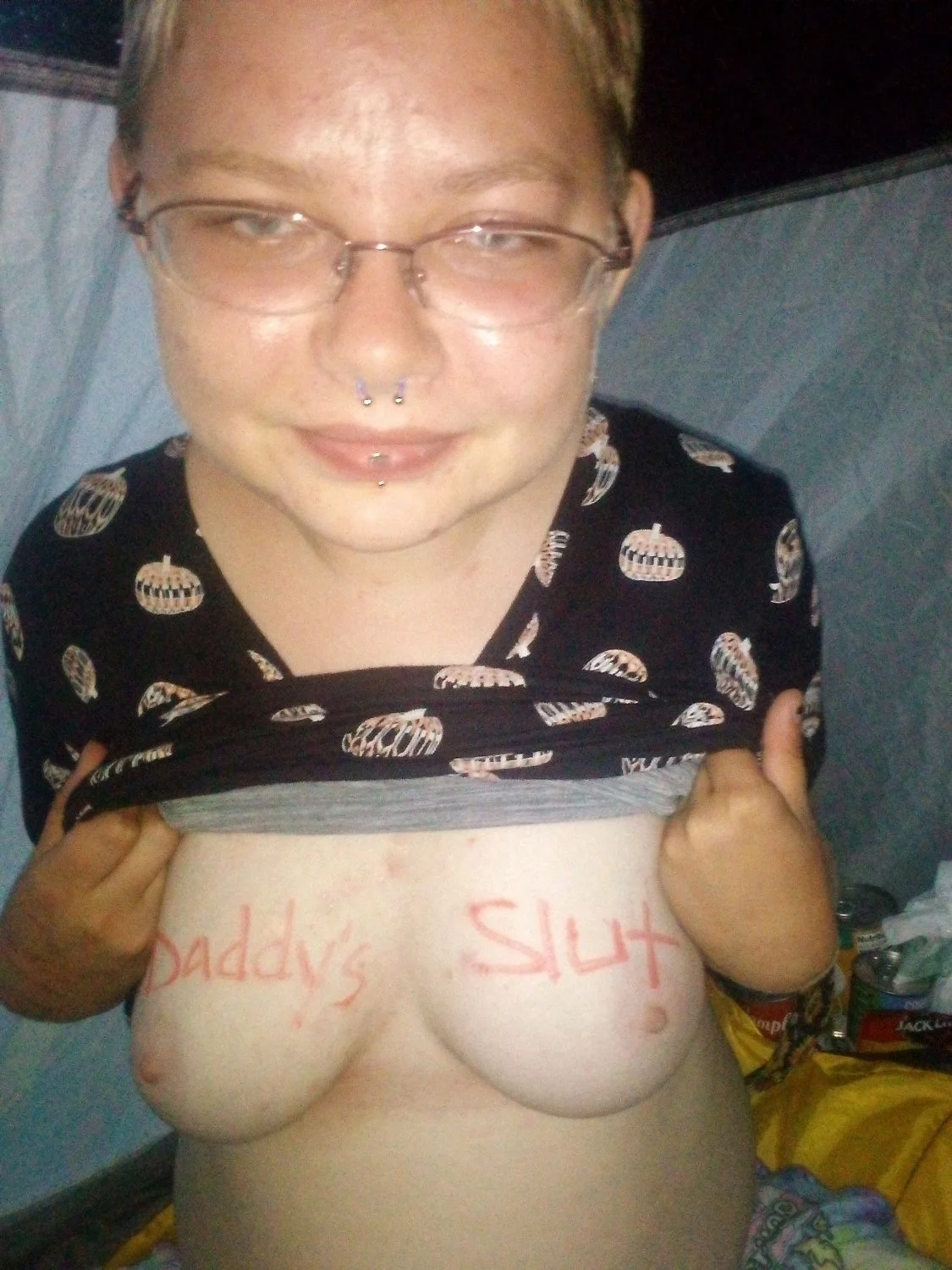 Piggy Slut Liz image 8