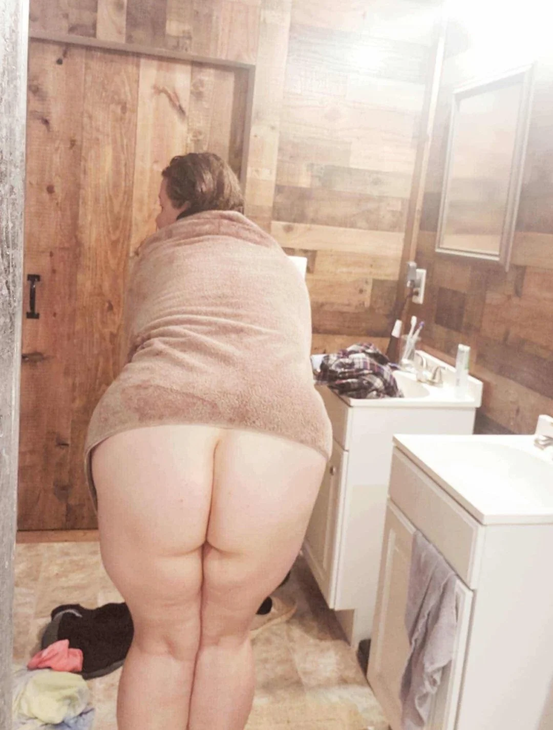 Repost if you'd fuck her image 3