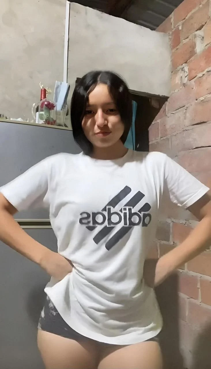 Colombiana novinha image 22