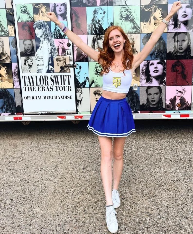 Webslut-Redhead-Lost image 18