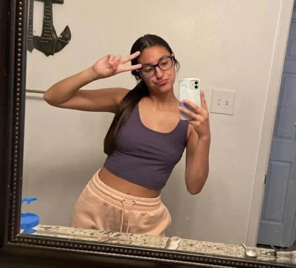 Hot amateur image 3