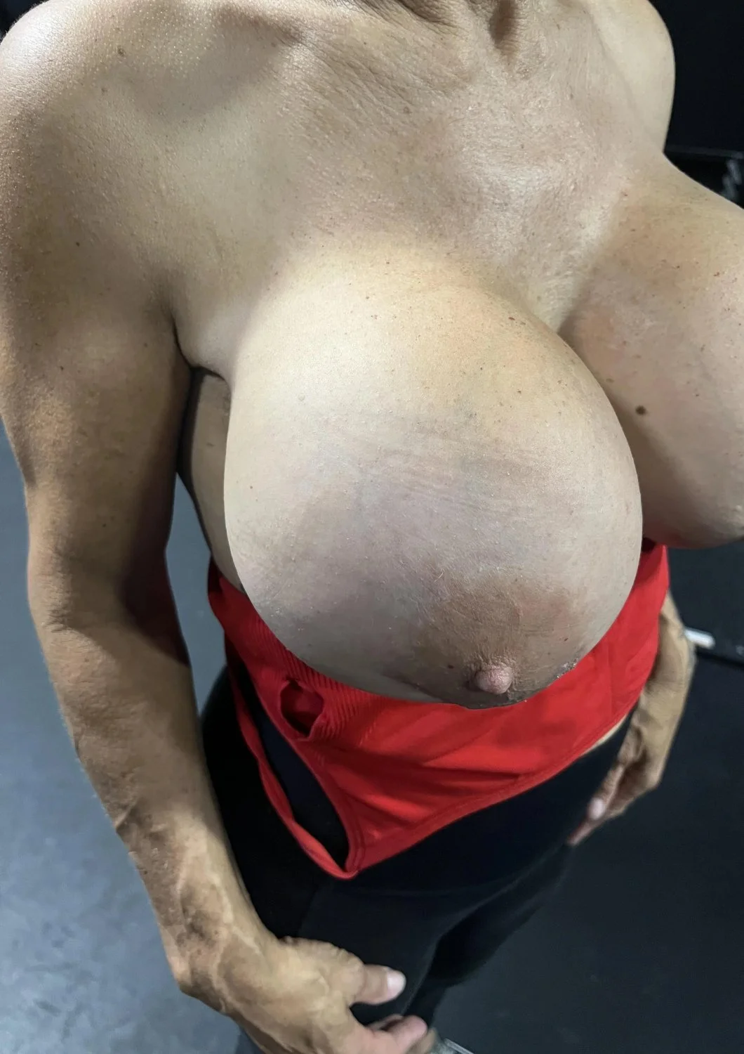 superb milf with large tits image 16