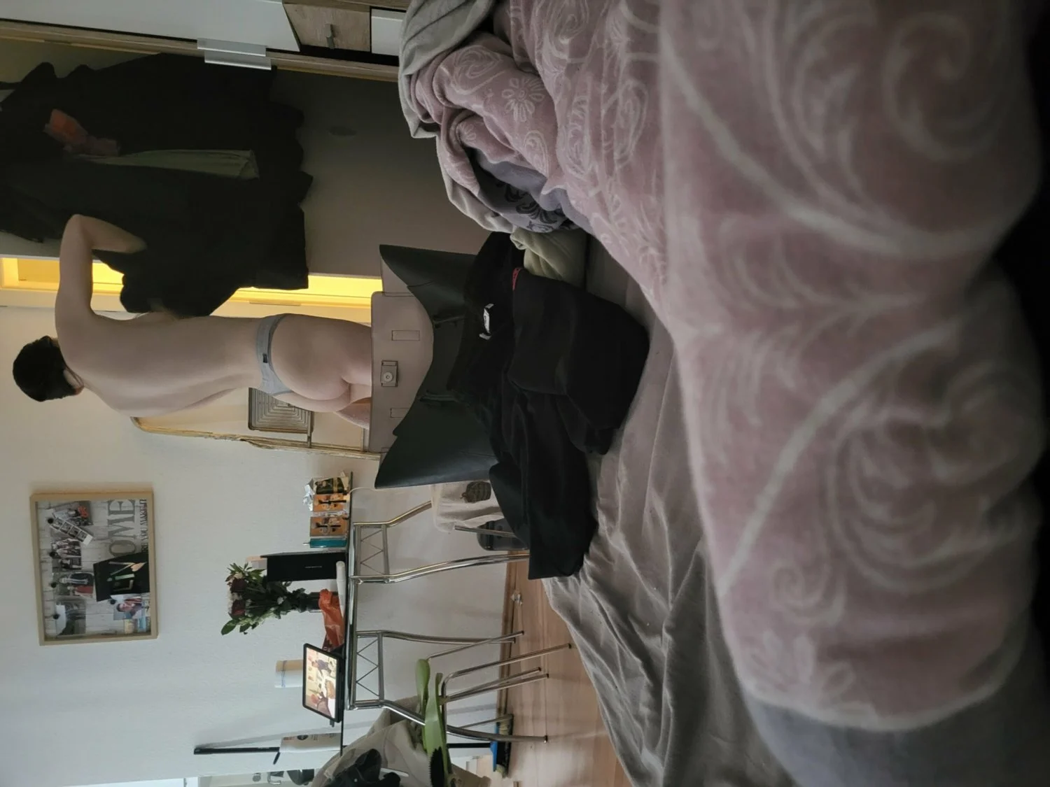 Lena lost image 36
