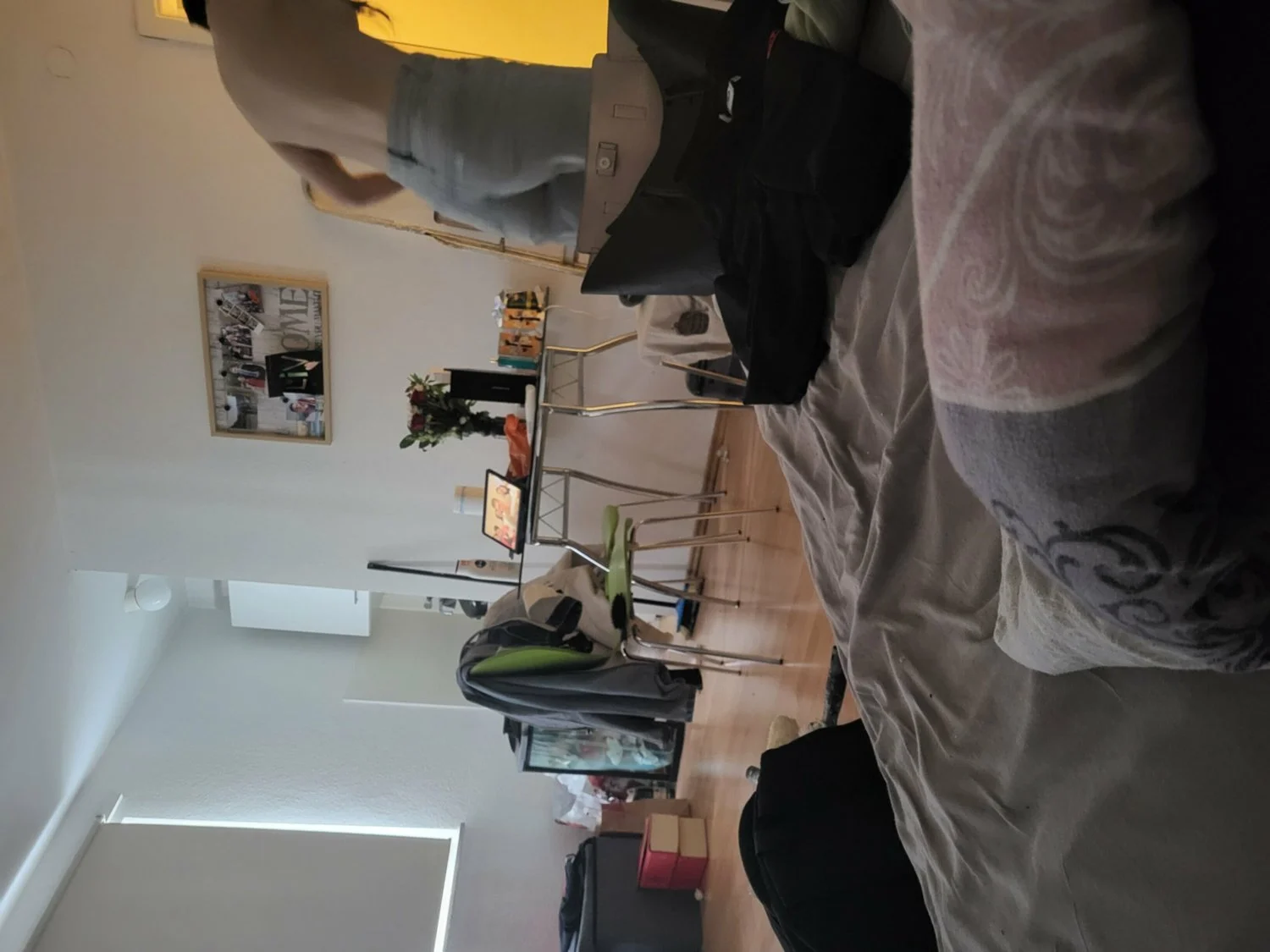 Lena lost image 39