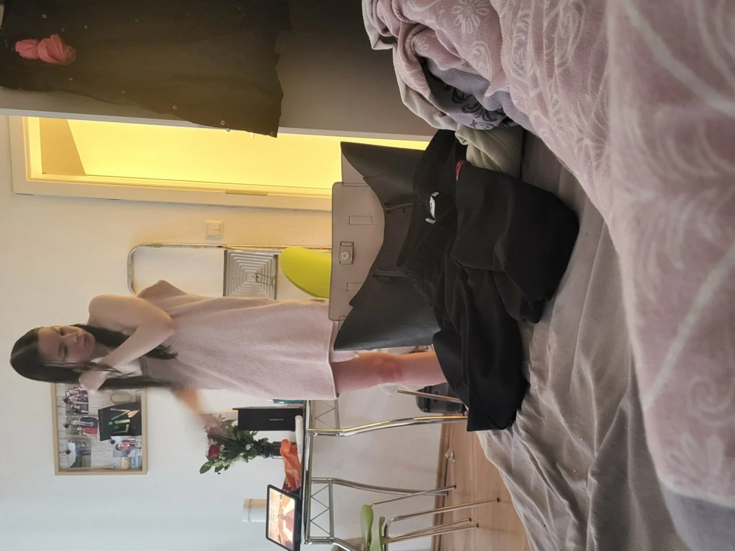 Lena lost image 42