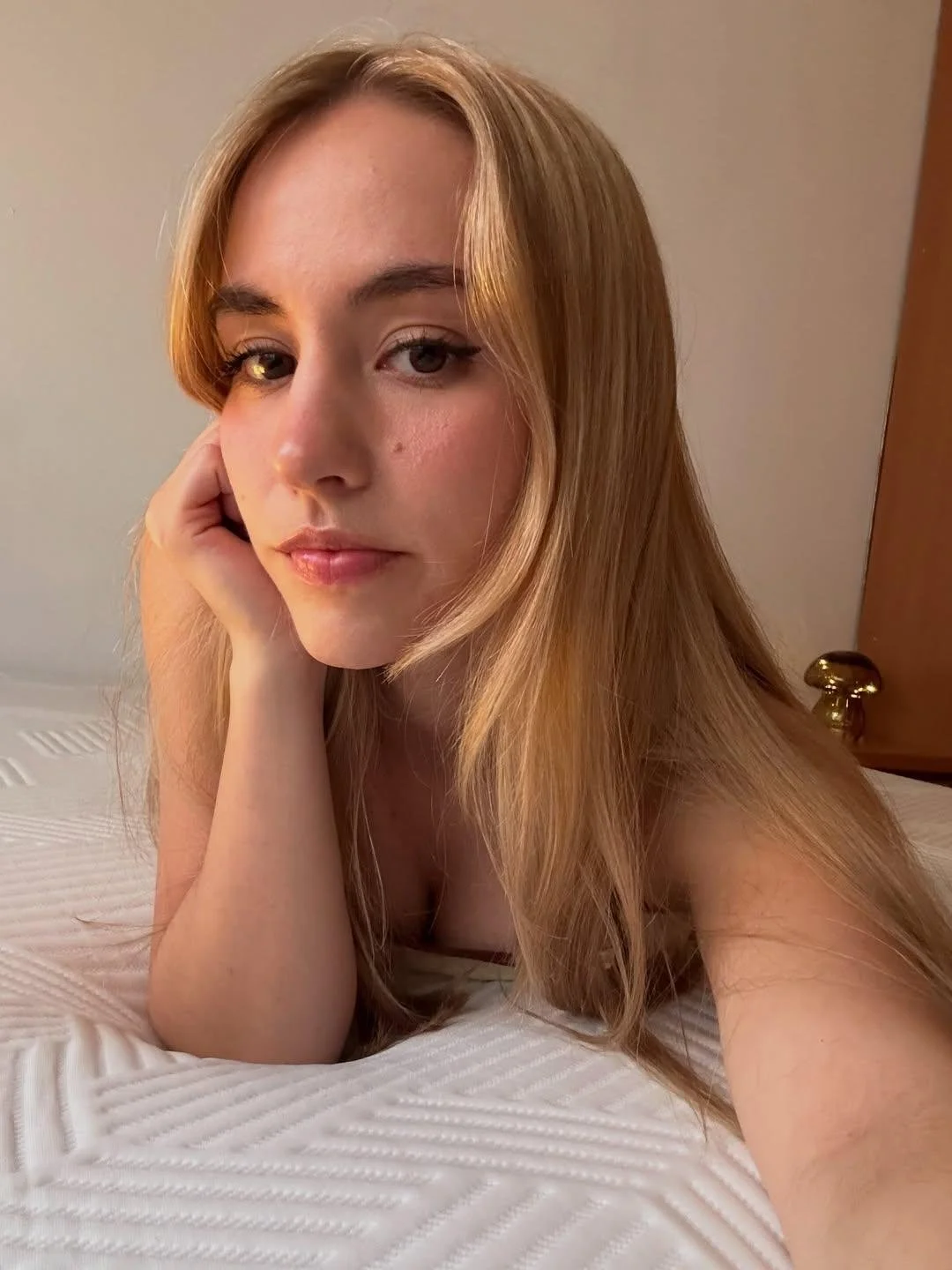 Aroa ASMR Putita image 2
