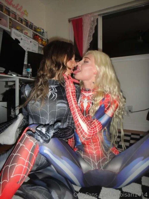 Amateur #1377 image 5
