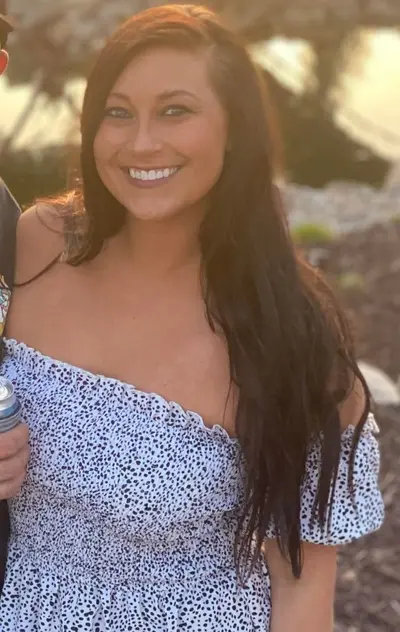 Sexy Married Woman - Repost if you’d fuck her! cover image