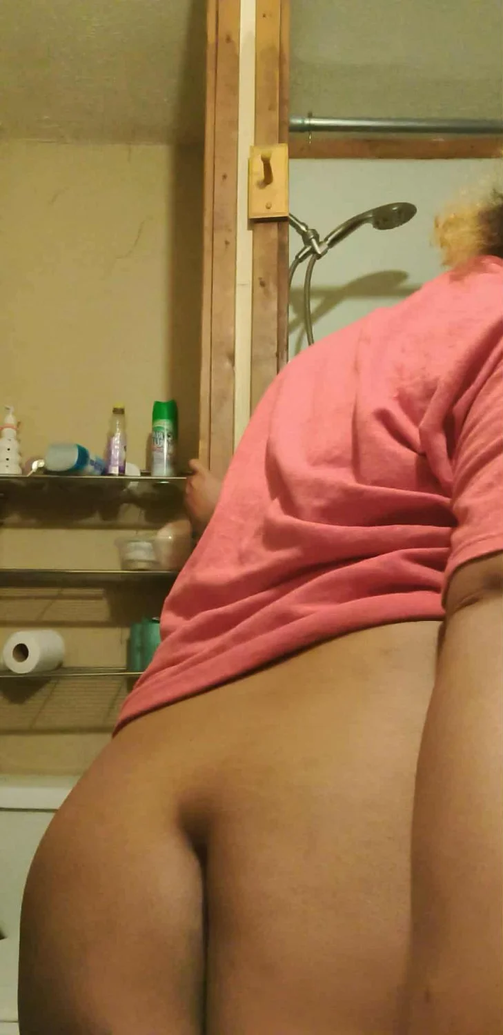 Mixed Redbone showing off her thong bodysuit image 13