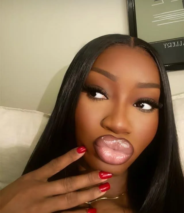 DSL glossy lips 💋💦💄🔥 image 10
