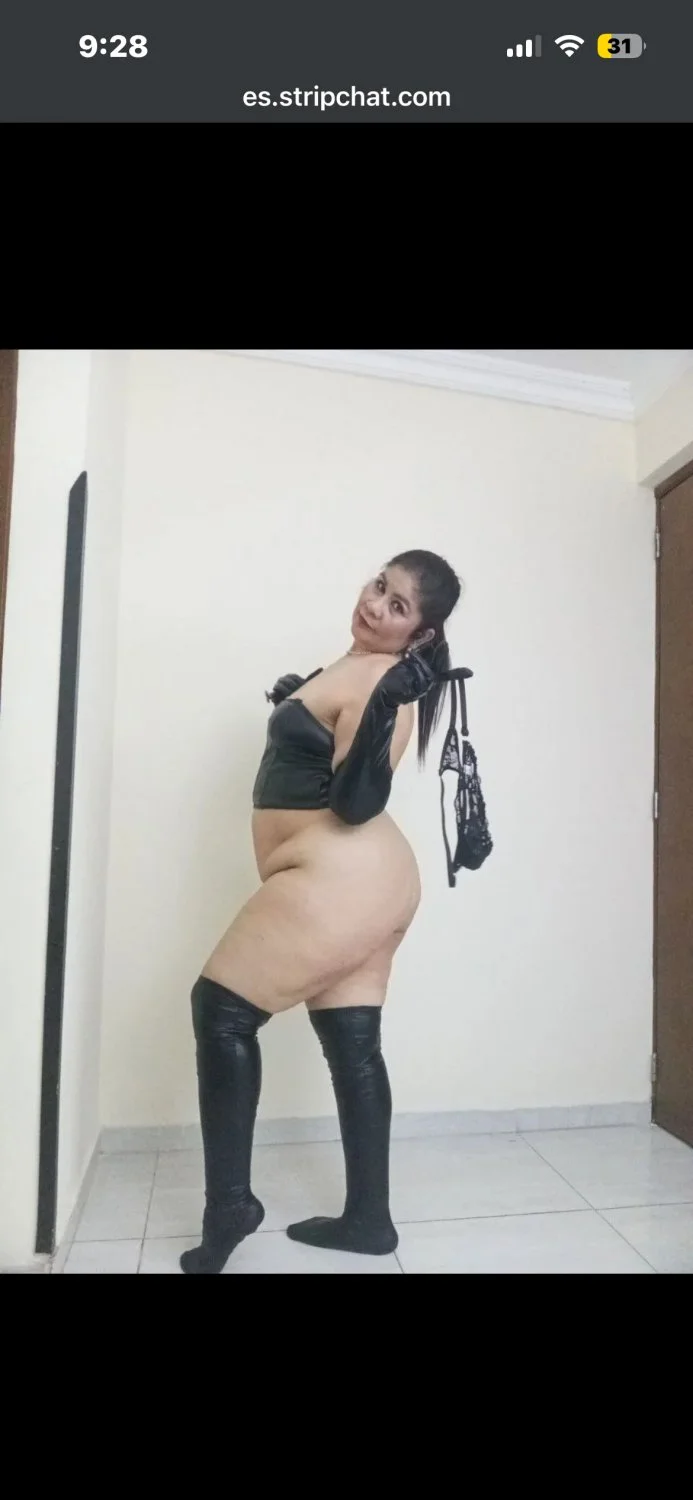 Milf Colombia image 41