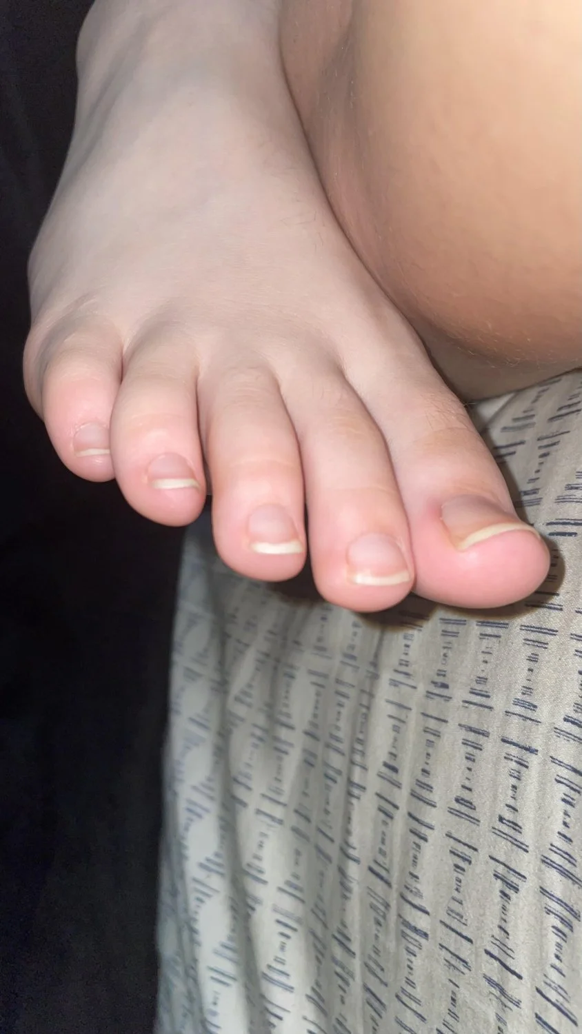 Gf foot slut exposed image 8