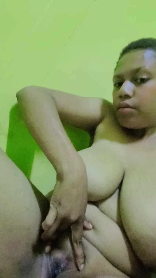 Malf with Huge tits🇵🇬 image 12