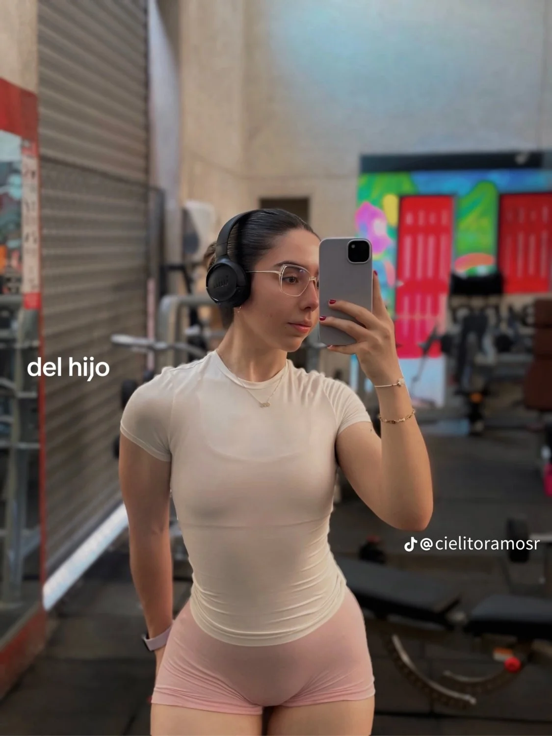 Putinha Mexicana do Corno image 21