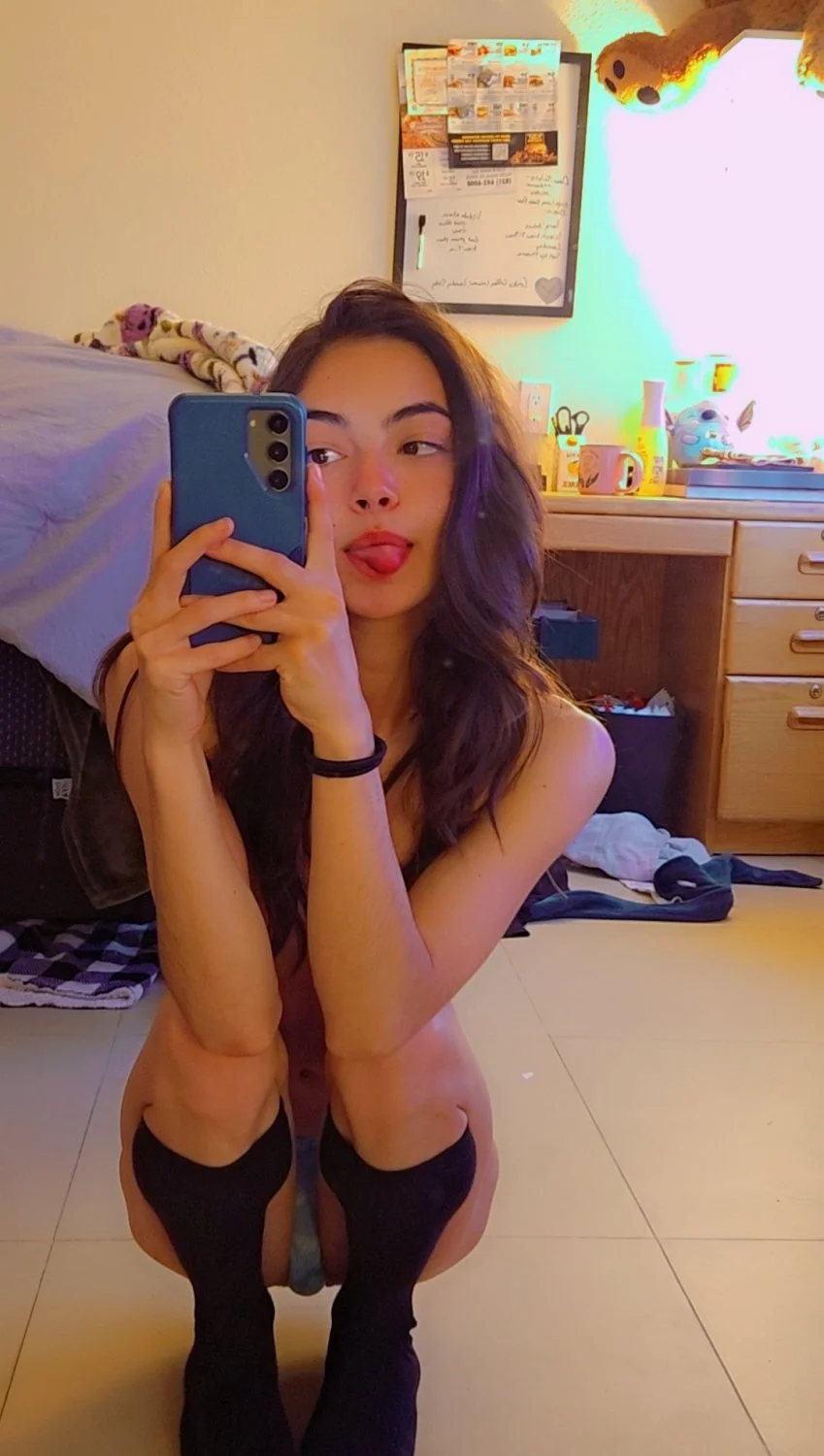 Petite cutie image 8