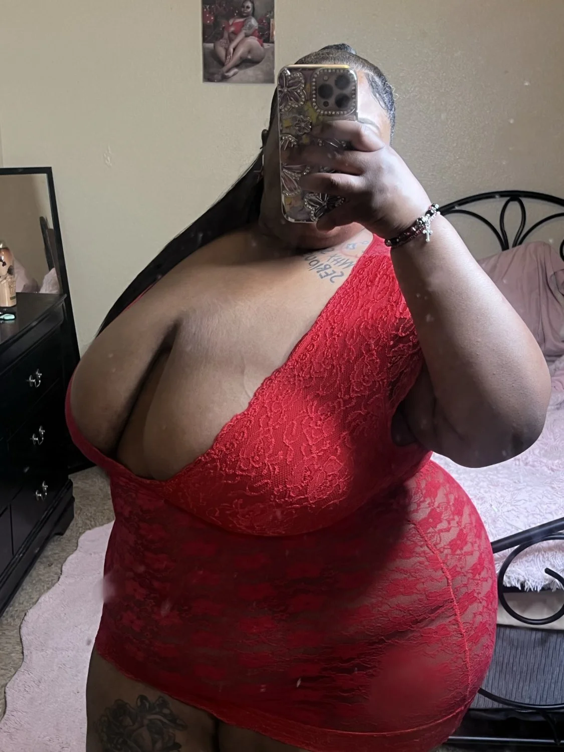 HMl22m9WsAEaHoG image 1