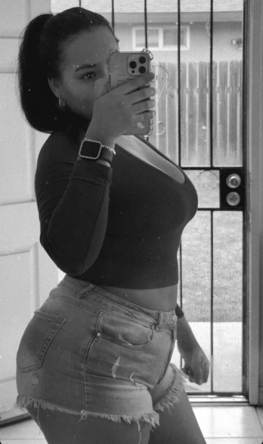 Sarahi Guillen Honduran girl with fat ass and tits image 6