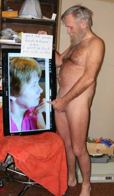 MARRIED COUPLE, CHRIS AND DANIELLE. THEY WILL CUM TO ANY PARTY. THEY WILL SUCK ,FUCK AND SWALLOW, cover image