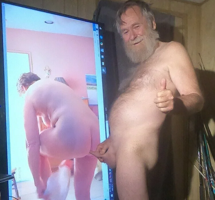 MARRIED COUPLE, CHRIS AND DANIELLE. THEY WILL CUM TO ANY PARTY. THEY WILL SUCK ,FUCK AND SWALLOW, image 2