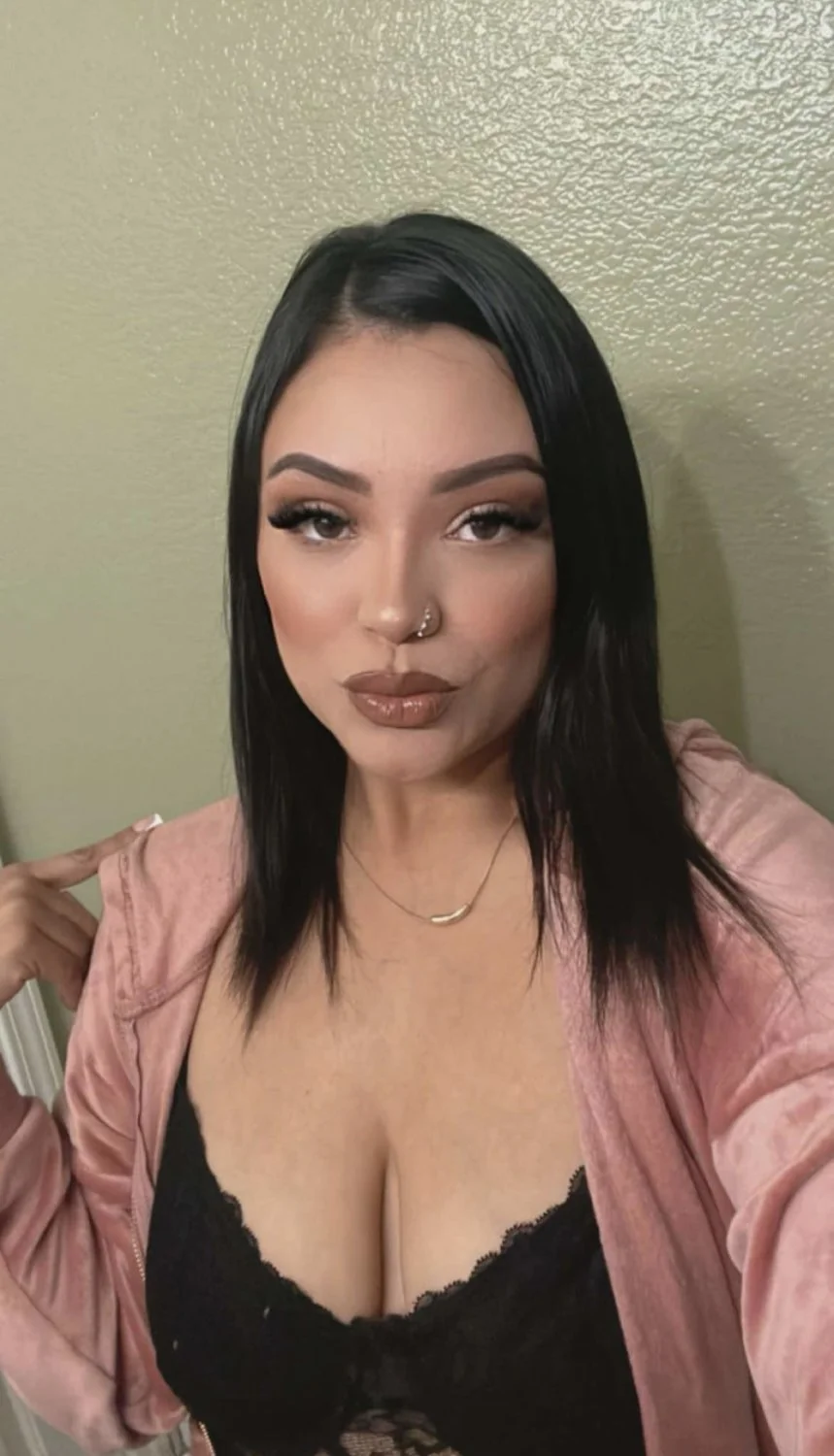 Cute Latina slut main image