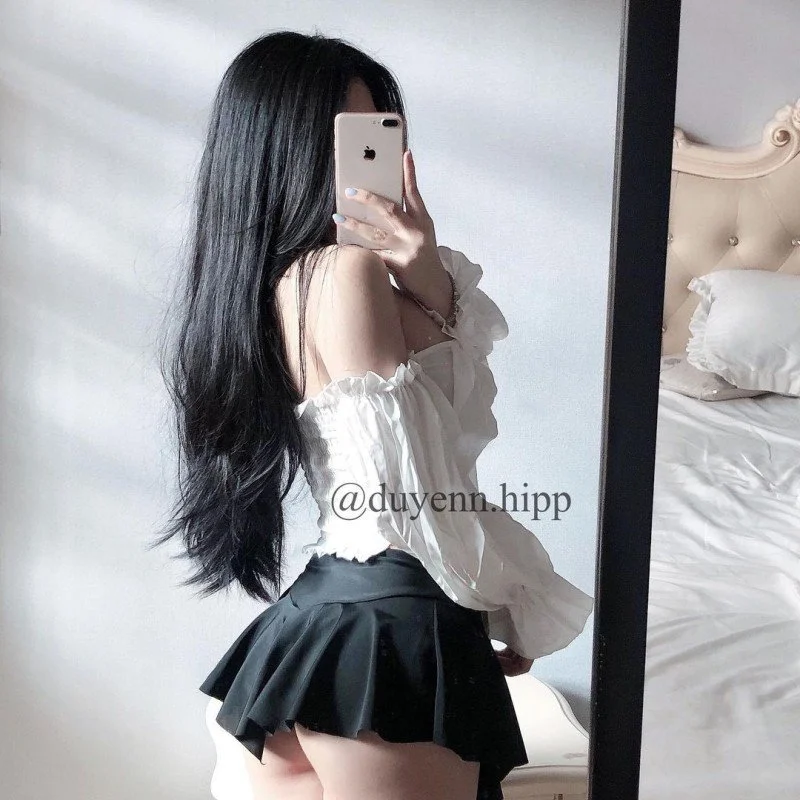 Asian Vietnamese Model Duyenn H image 5