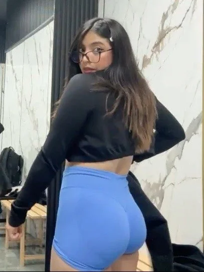 Moyers evelin #7 perfect ass image 2