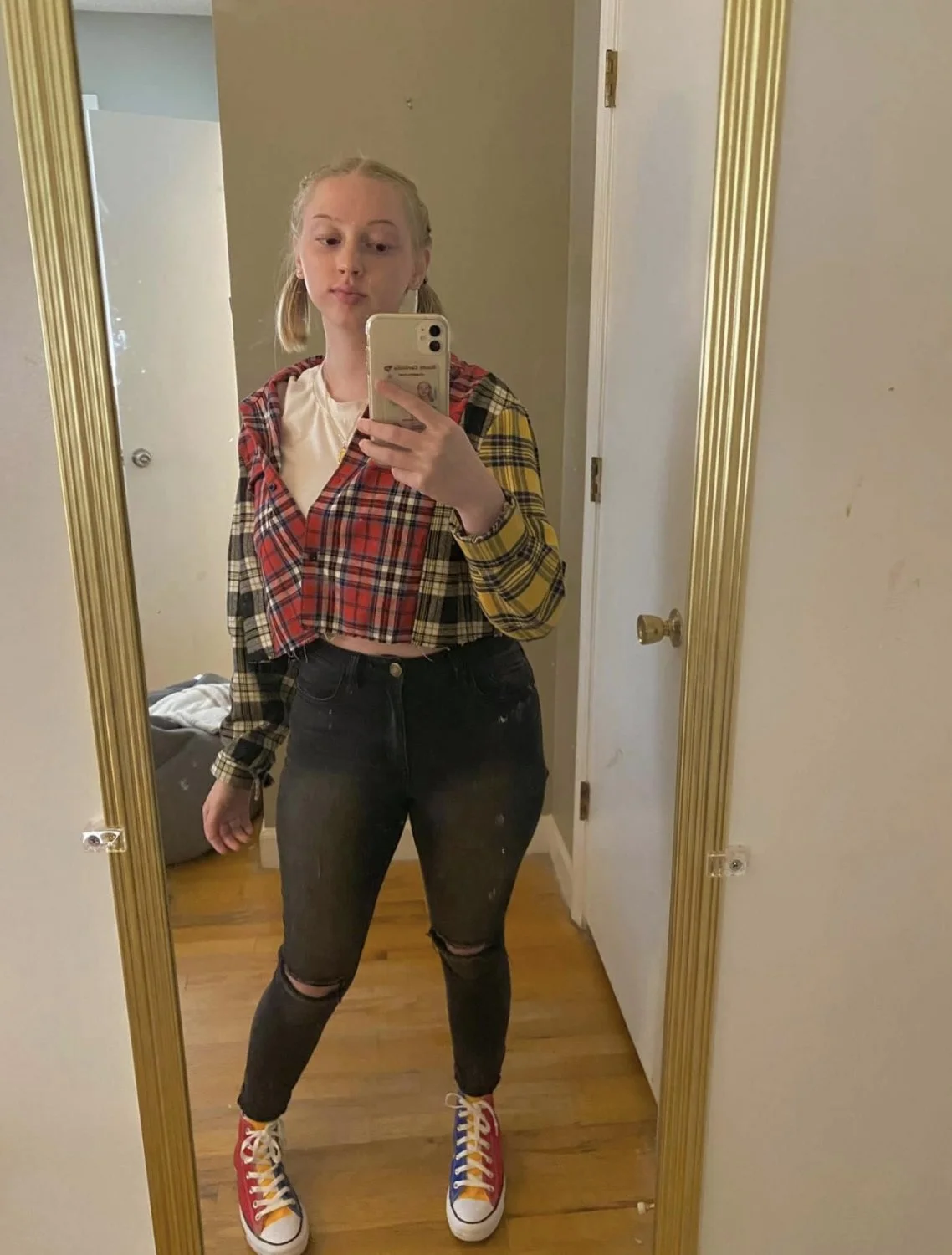 Typical snowbunny Madison loves BBC thugs image 3