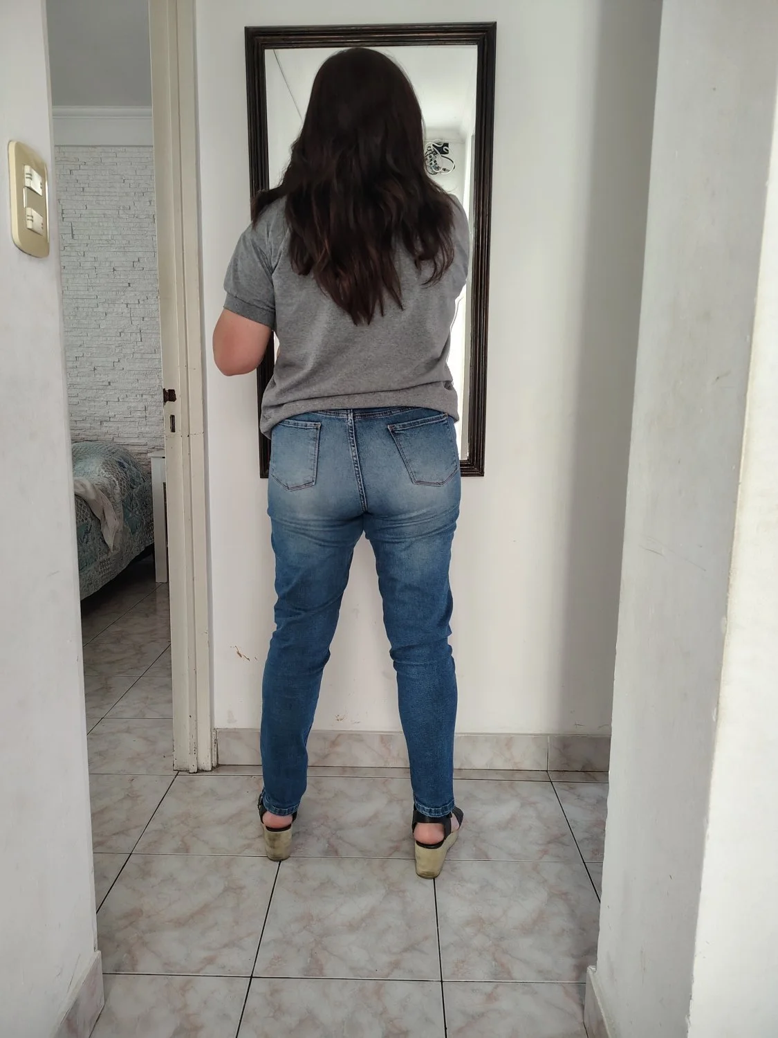 El culo de mi mujer. Le darías pija?? image 5