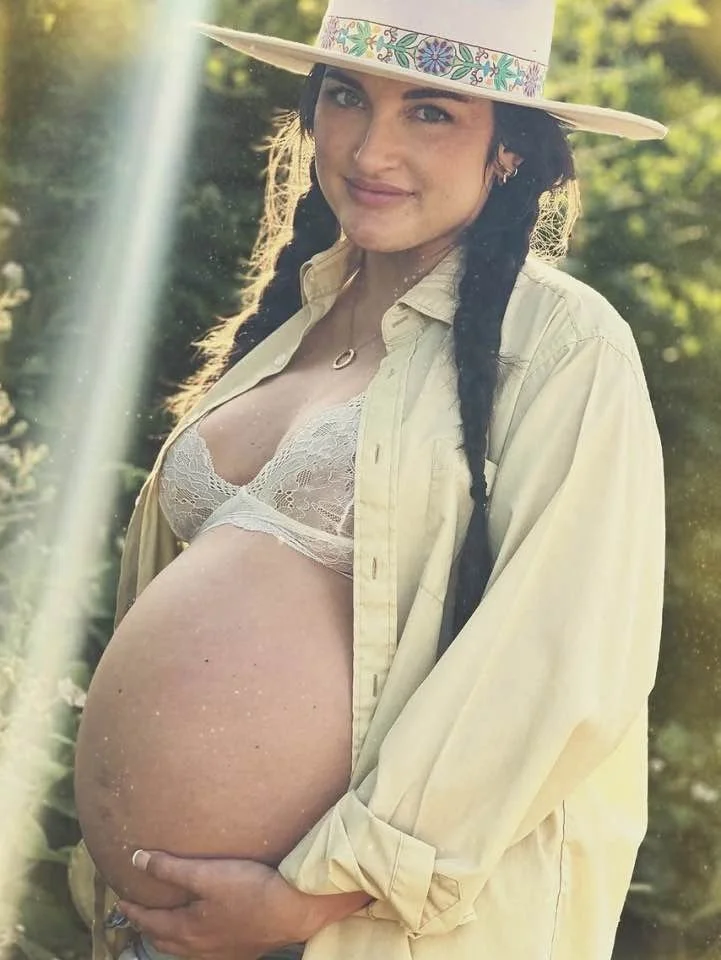 want your pregnant wife or gf posted? msg WonderFett on kik and telegram image 11