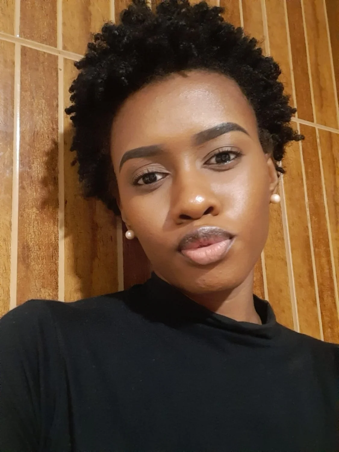 pretinha do peito bicudo image 2