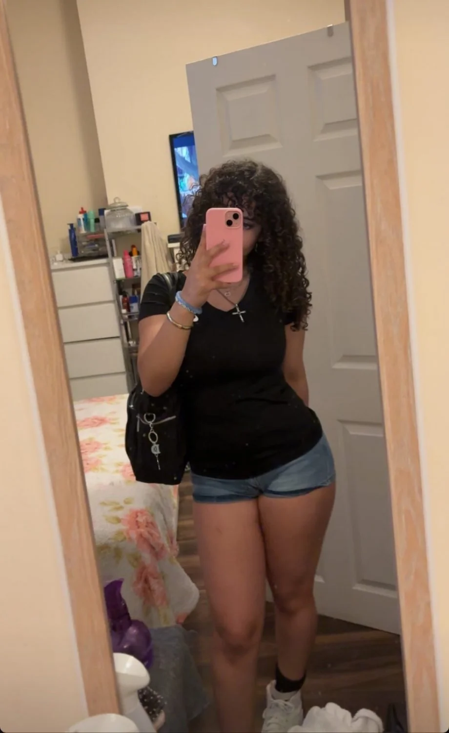 sexy teen named Daniela image 4