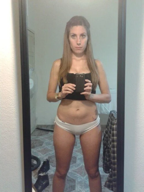 Hotwife delgada de Grandes Bubis 🥵🤤 image 3