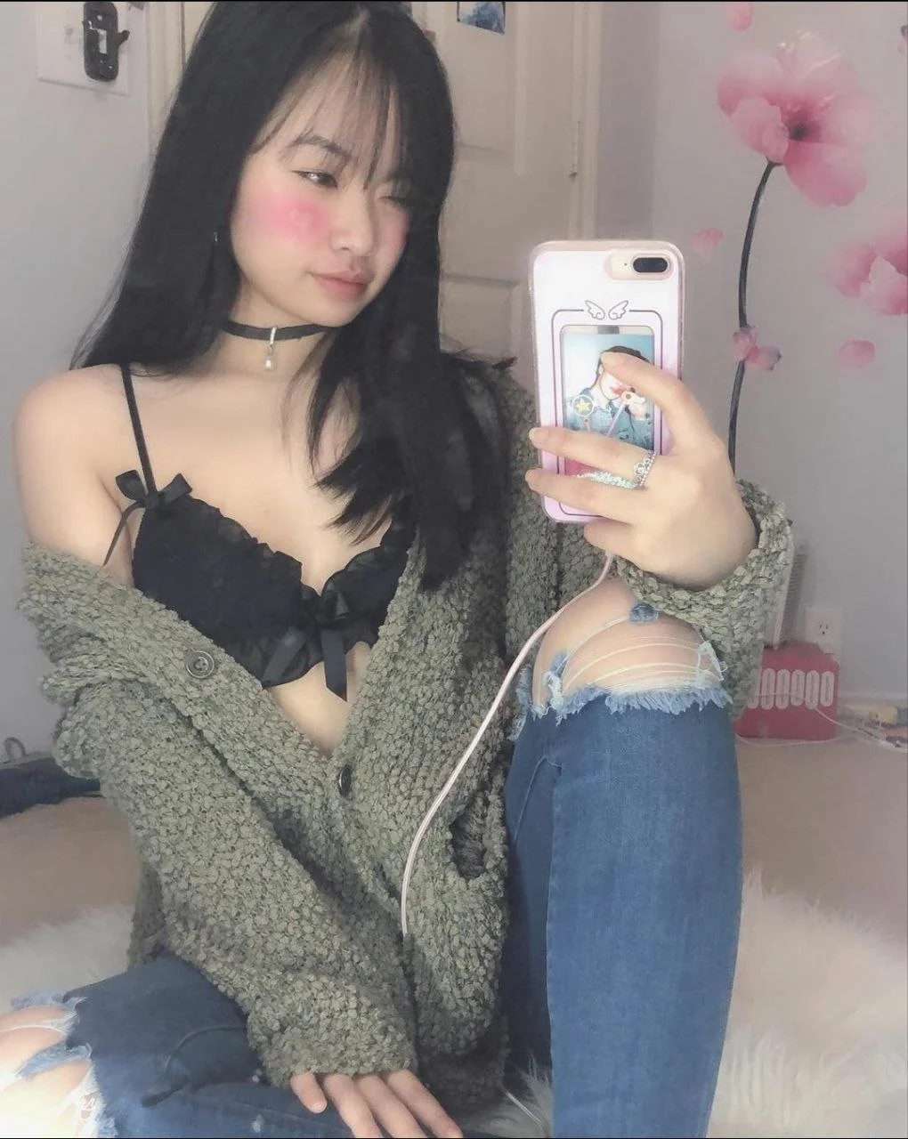 Pide ser exhibida como regalo de cumpleaños 😈 image 15