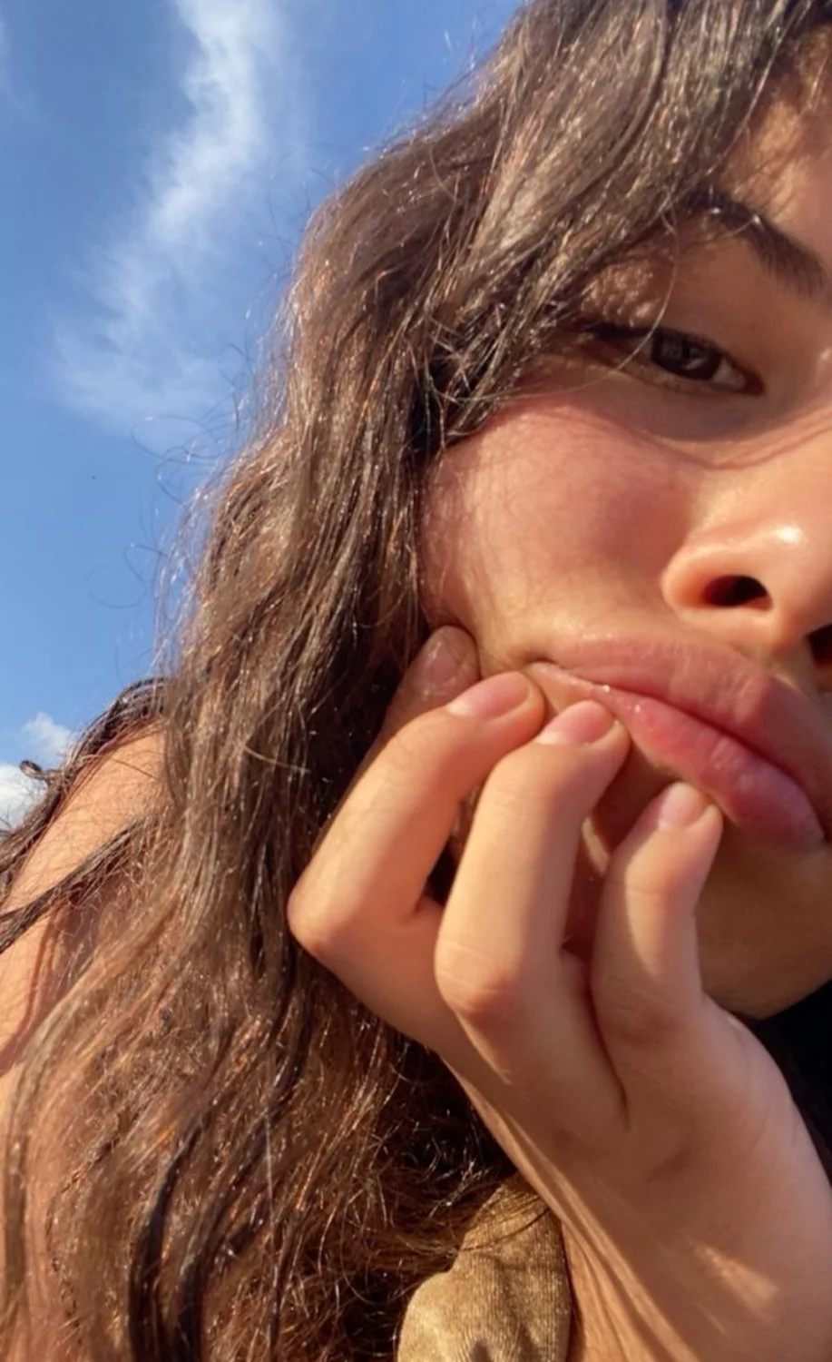 La caliente de Mia quiere q le hagan TRIBUTOS a esa carita image 2