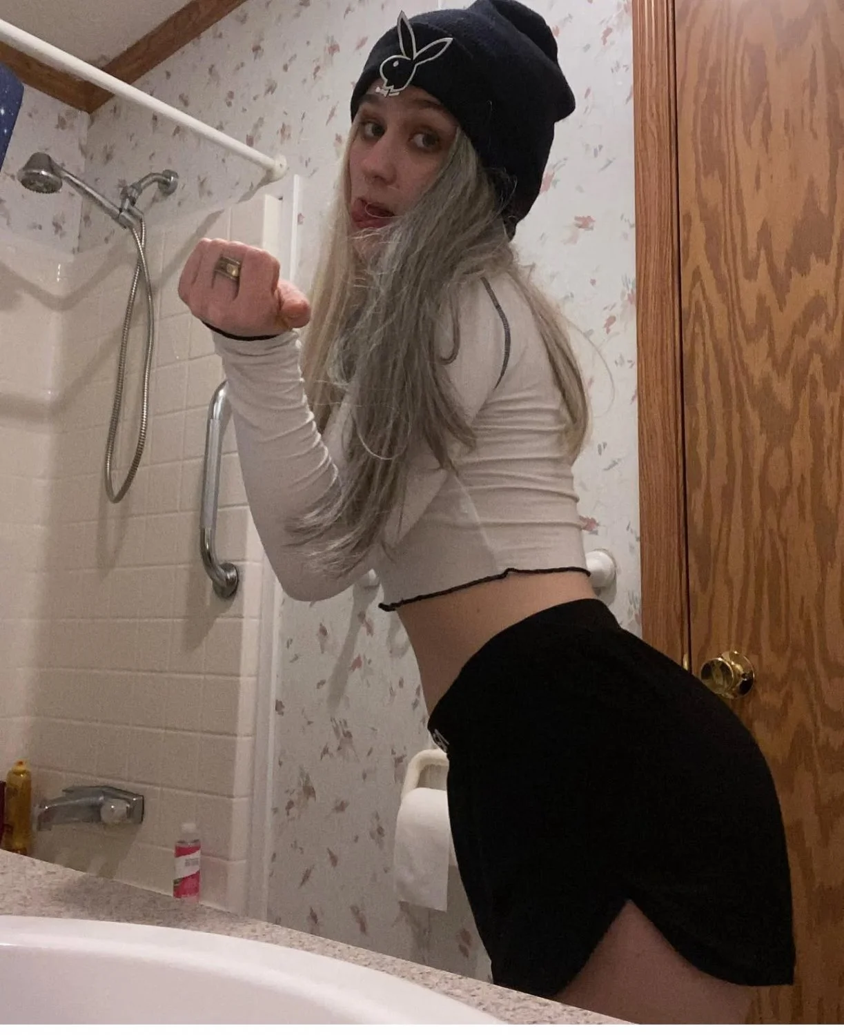 New Baddie Katie Collected (Extremely Hot) image 9