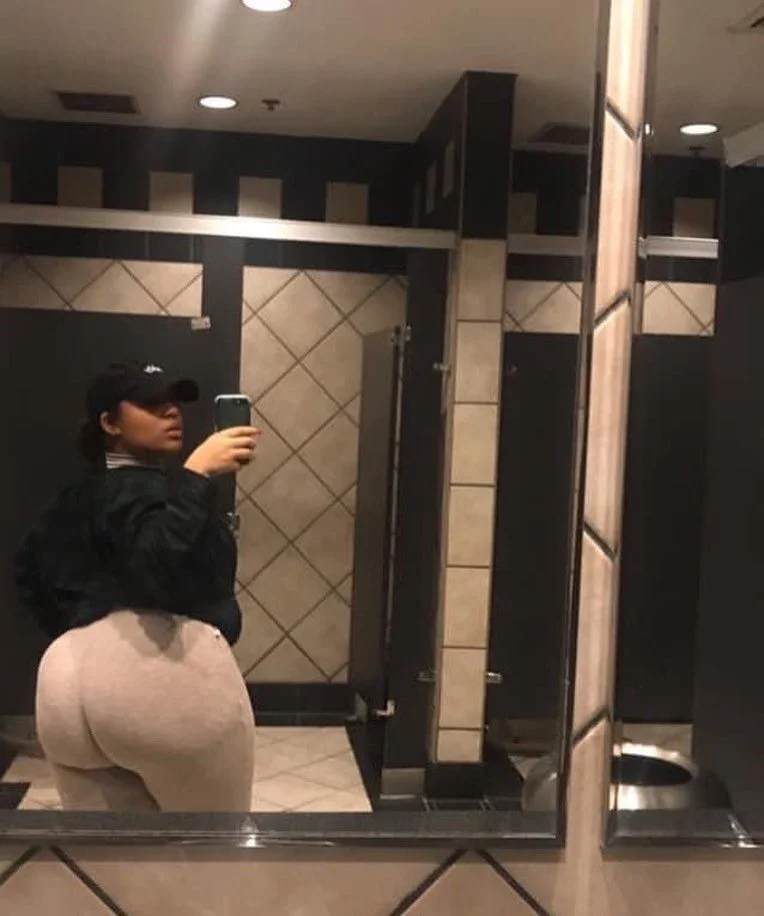 Idc who says no! She BAD! image 4