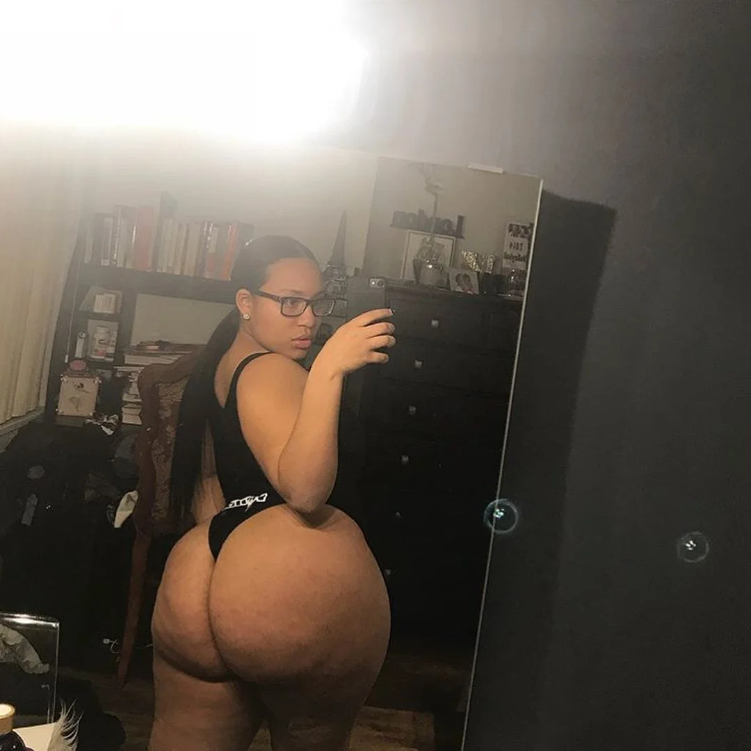 Idc who says no! She BAD! image 7