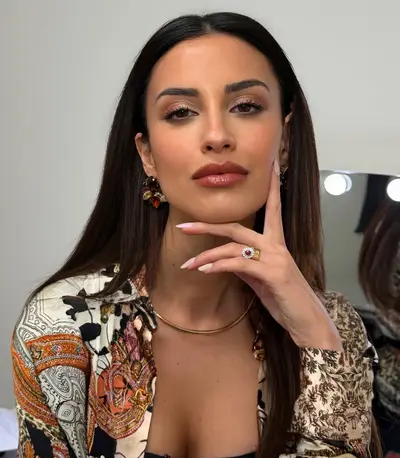 Eleonora Incardona hot italian journalist cover image
